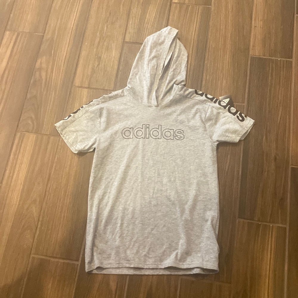 Boys Adidas shirt. Size 10/12.